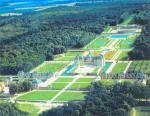 Vaux-le-Vicomt�, the Ch�teau and the Gardens of Le N�tre
